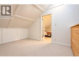 Bedroom - 1215 Queens Ave, Victoria, BC V8T1N1 Photo 16