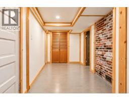 1215 Queens Ave, Victoria, BC V8T1N1 Photo 25