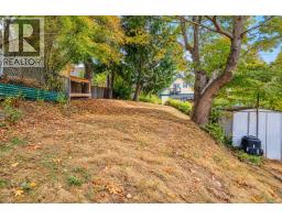 1215 Queens Ave, Victoria, BC V8T1N1 Photo 33