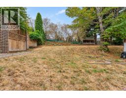 1215 Queens Ave, Victoria, BC V8T1N1 Photo 34