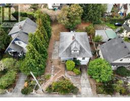 1215 Queens Ave, Victoria, BC V8T1N1 Photo 38