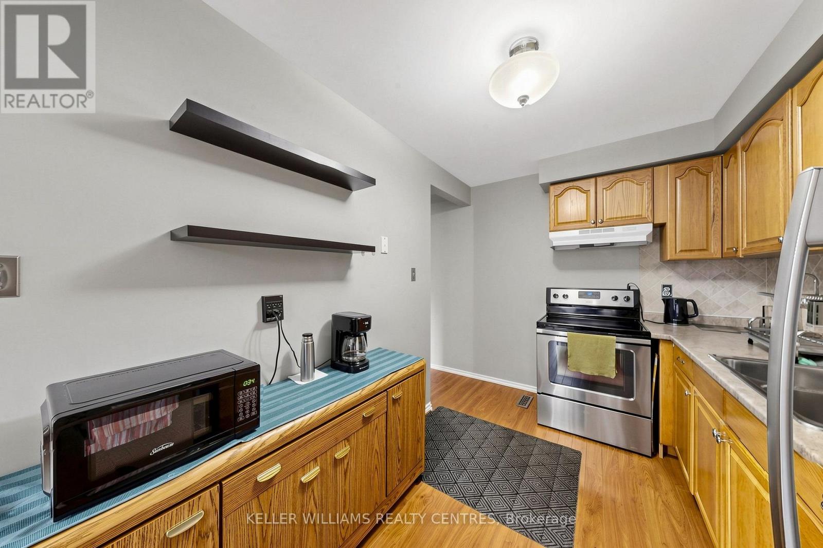 Photo of 215 - 215 BARONWOOD COURT