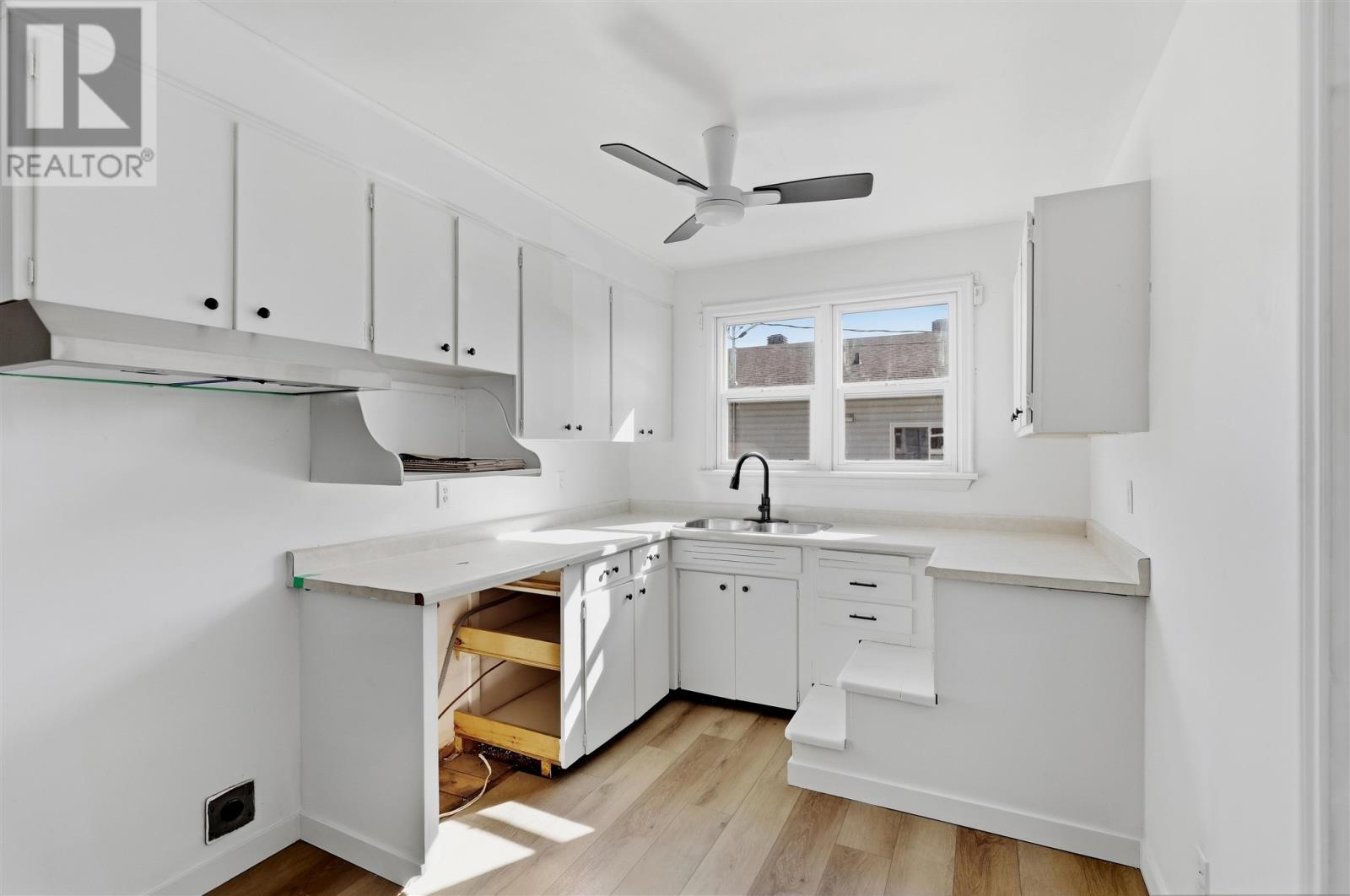 118 Blake AVE - 10