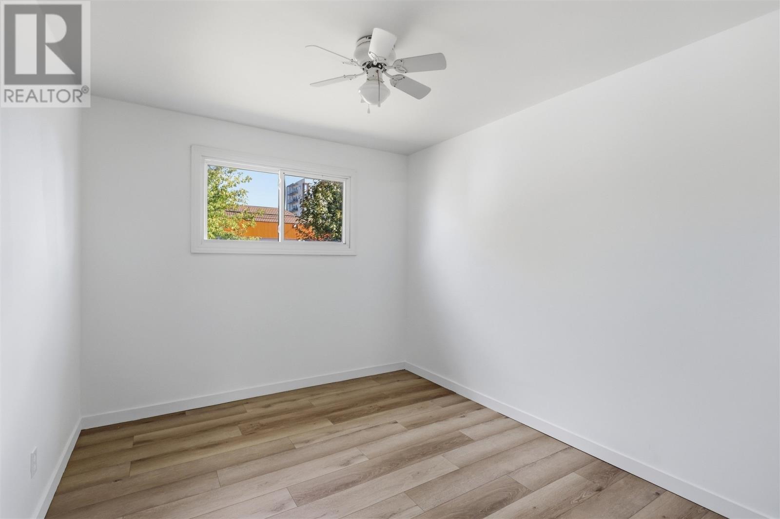 118 Blake AVE - Image 15