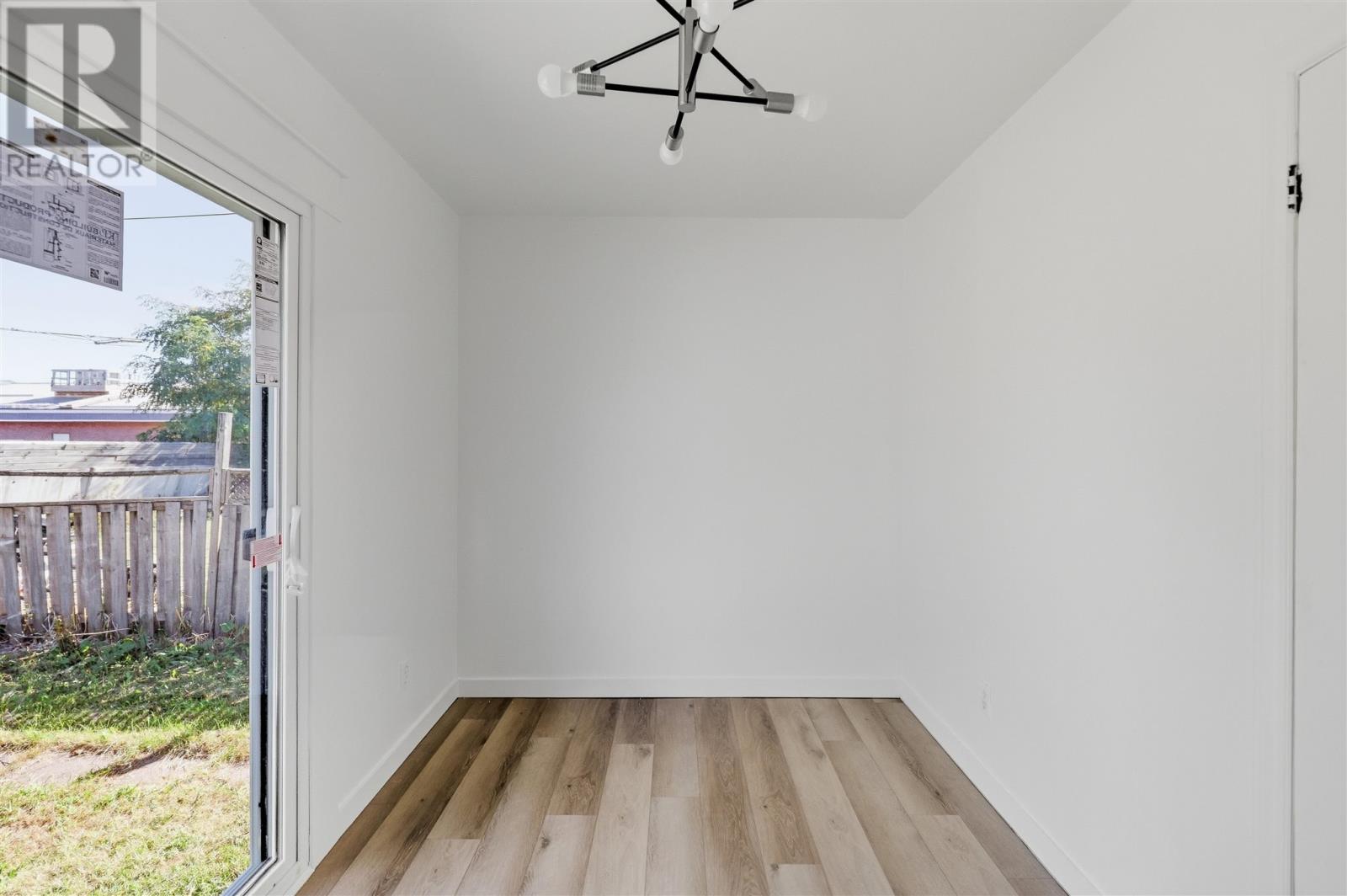 118 Blake AVE - Image 13