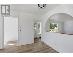 Laundry room - 118 Blake Ave, Sault Ste  Marie, ON P6B4Y1 Photo 7