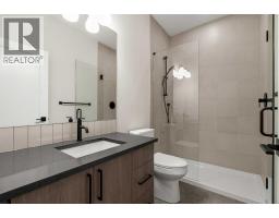 725 53 Avenue Sw, Calgary, AB T2V0C4 Photo 37