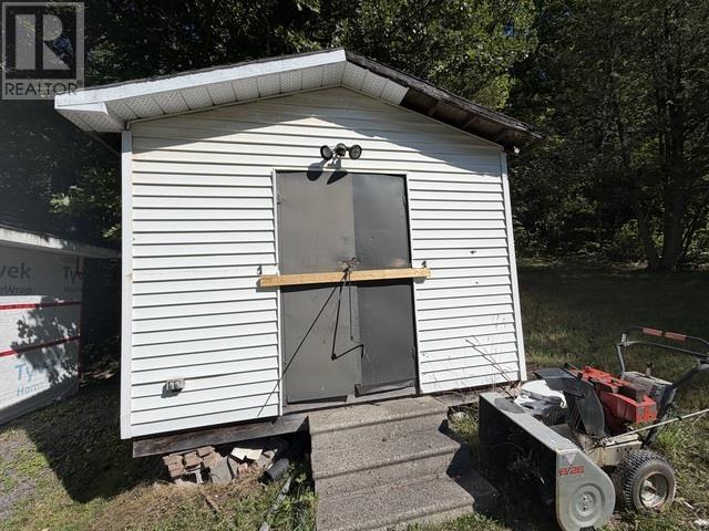 158 Trelawne AVE - 5