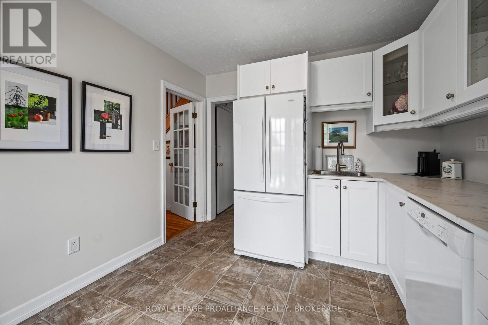 5 WESTMORELAND ROAD - Image 15