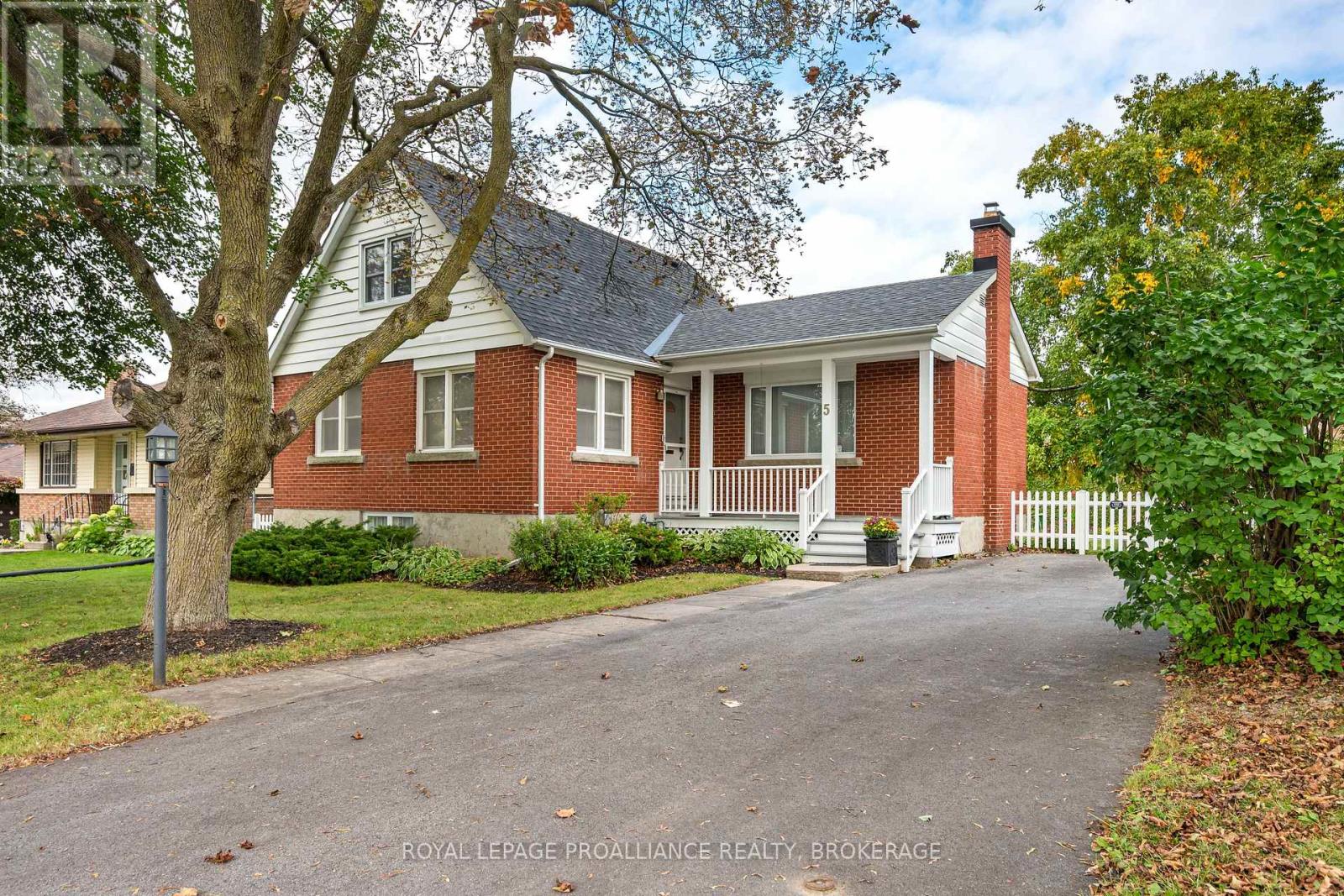 5 WESTMORELAND ROAD - 2