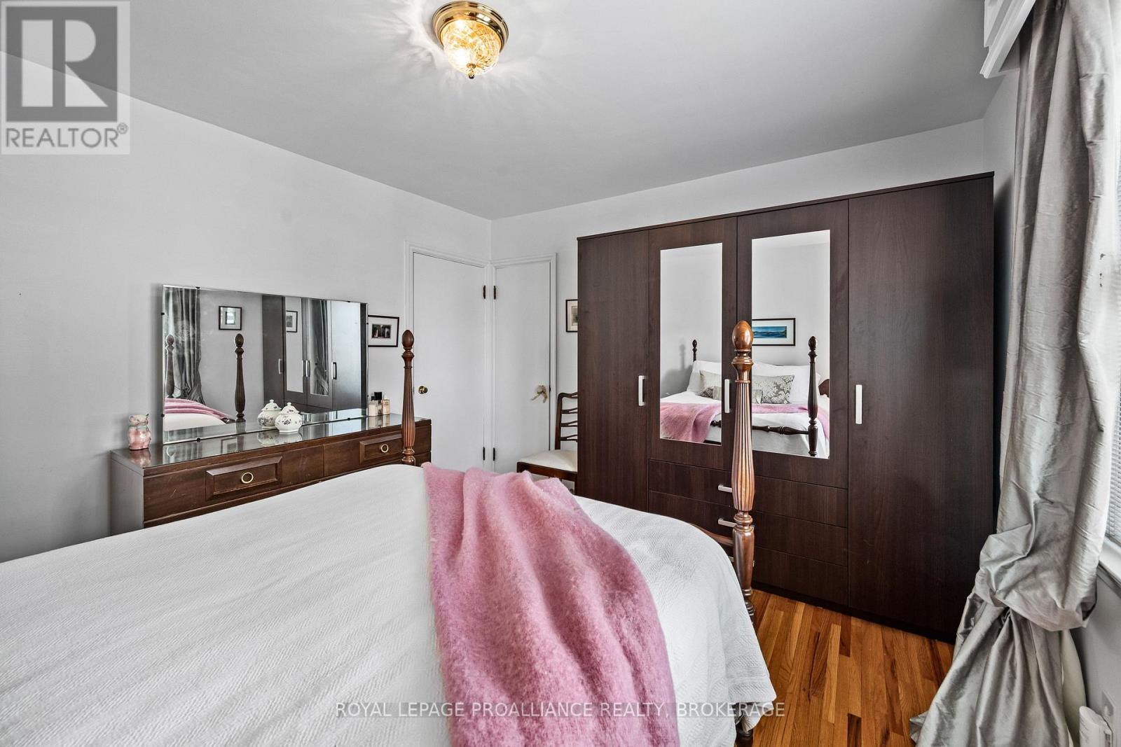 5 WESTMORELAND ROAD - Image 20