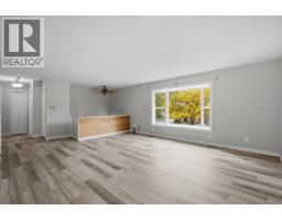 Bedroom 3 - 1528 Dog Creek Road, Williams Lake, BC V2G3H4 Photo 9