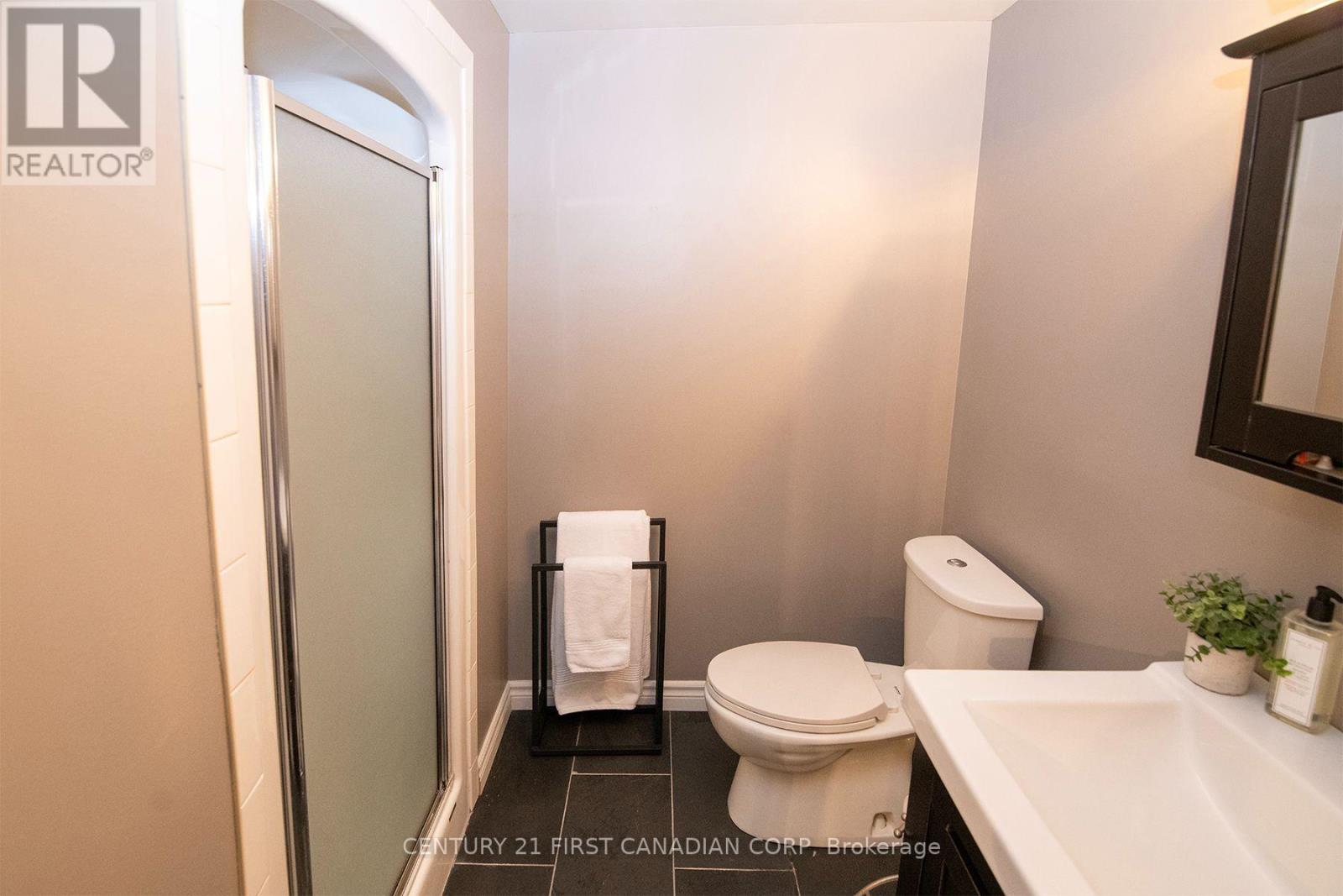 #5 1100 BYRON BASELINE ROAD - Image 23