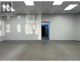 323 North Railway Street Se, Medicine Hat, AB T1A0L2 Photo 6