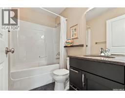 114 Senick Crescent, Saskatoon, SK S7T0P1 Photo 22