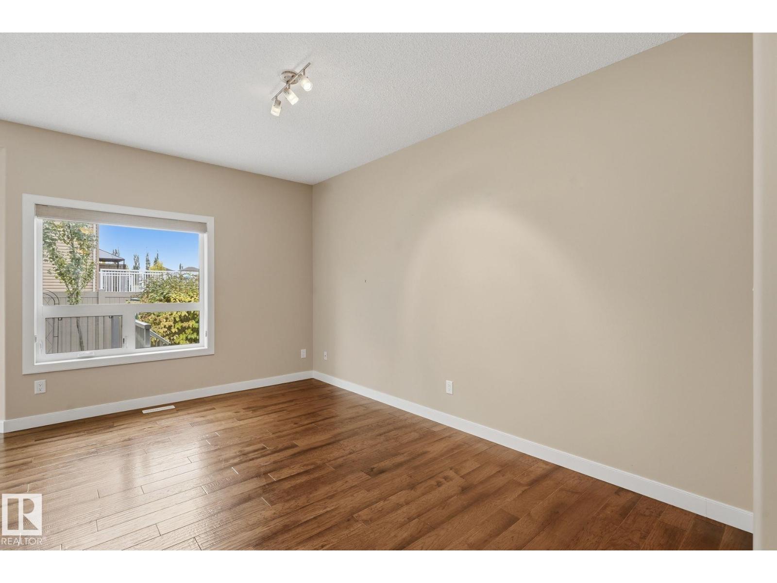 #19 340 SPRUCE RIDGE RD - 12
