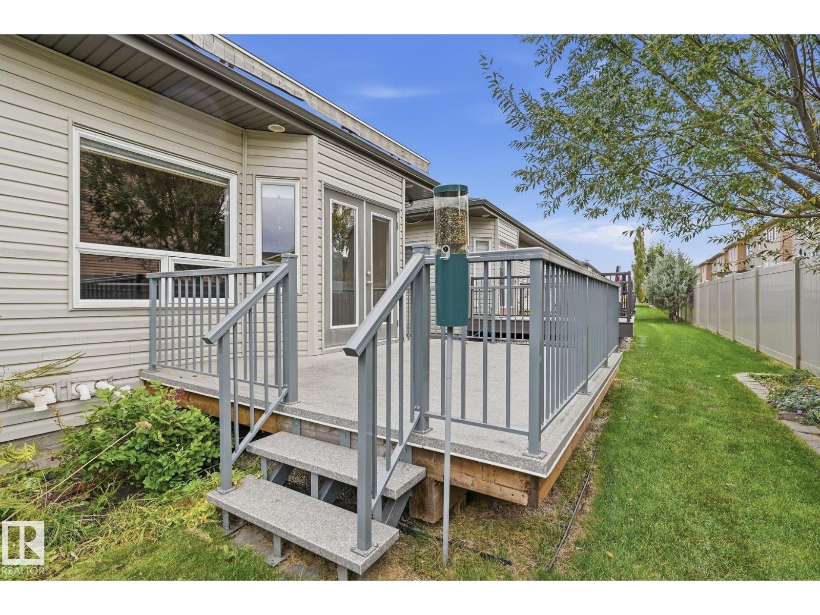 #19 340 SPRUCE RIDGE RD - 34