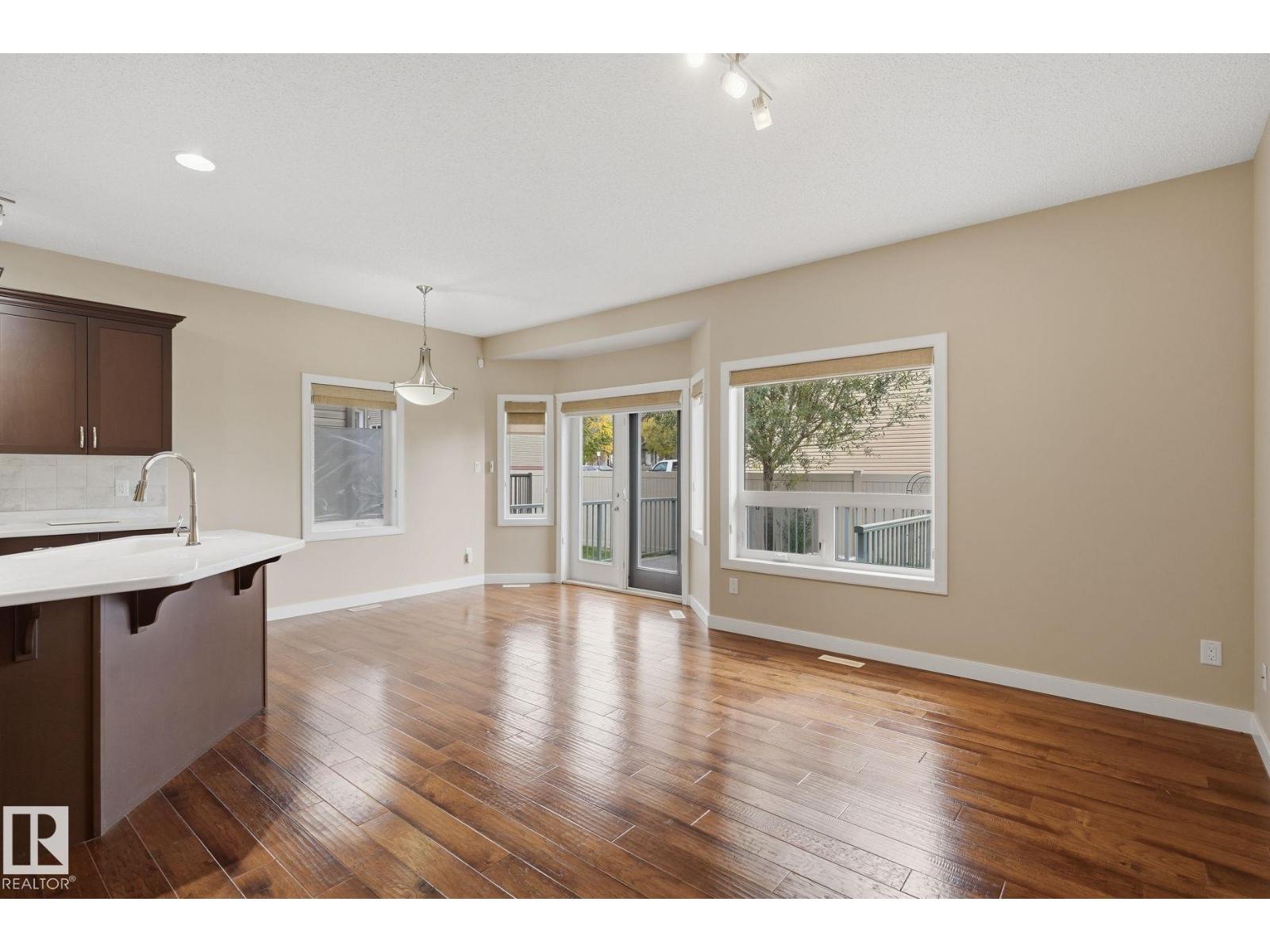 #19 340 SPRUCE RIDGE RD - 9