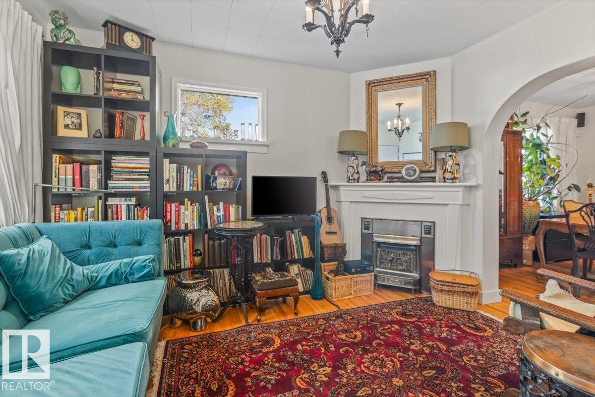 11347 89 Street NW, Parkdale (Edmonton) — photo 24 of 30: Property photo