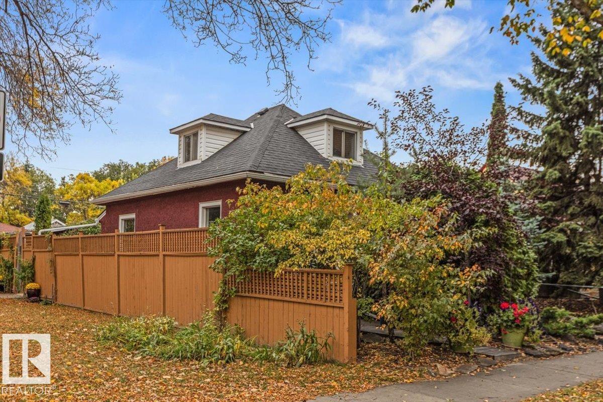 11347 89 Street NW, photo 31