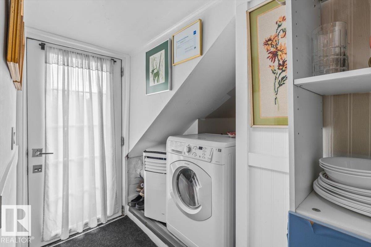 11347 89 Street NW, photo 38