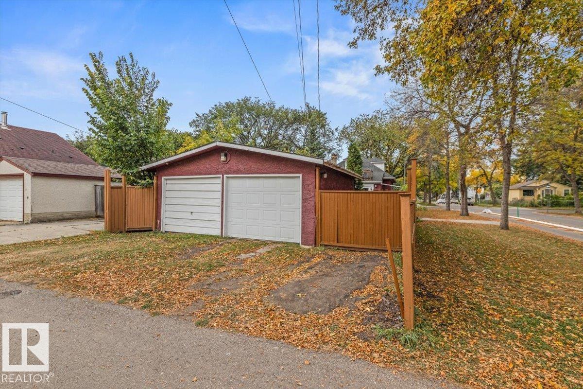 11347 89 Street NW, photo 46