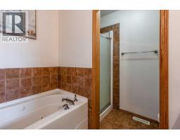 403 Sierra Boulevard Sw, Medicine Hat, AB T1B4W4 Photo 28