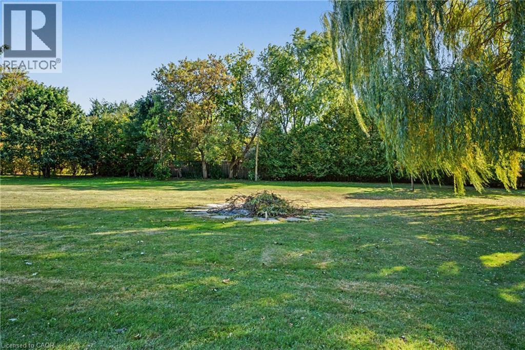 390 Sydenham Road — photo 40