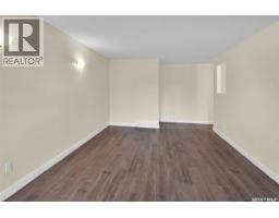 Dining room - 110 Spinks Drive, Saskatoon, SK S7H4B9 Photo 10