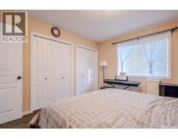 Living room - 31 5004 James Hill Road, Regina, SK S4W0E8 Photo 6
