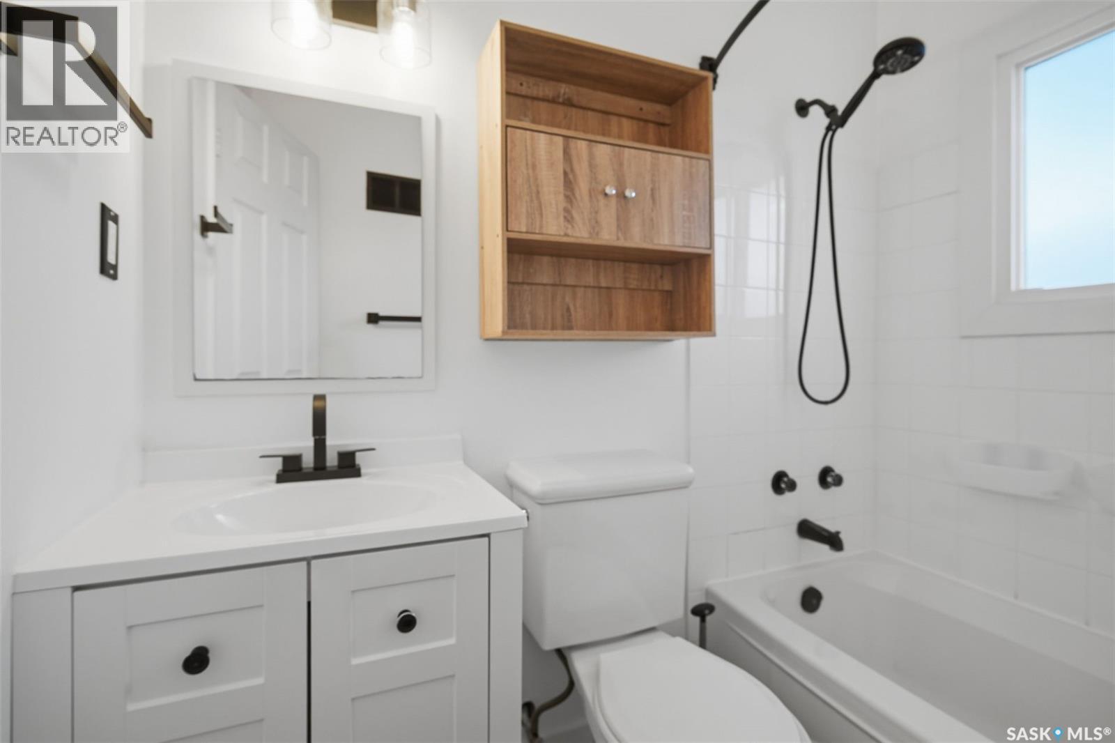 1004 6th STREET E - 15
