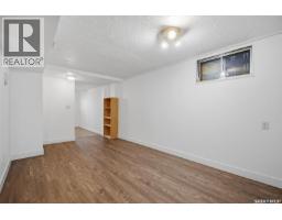 1004 6th Street E, Saskatoon, SK S7H1E2 Photo 30