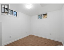 1004 6th Street E, Saskatoon, SK S7H1E2 Photo 31