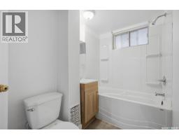 1004 6th Street E, Saskatoon, SK S7H1E2 Photo 32