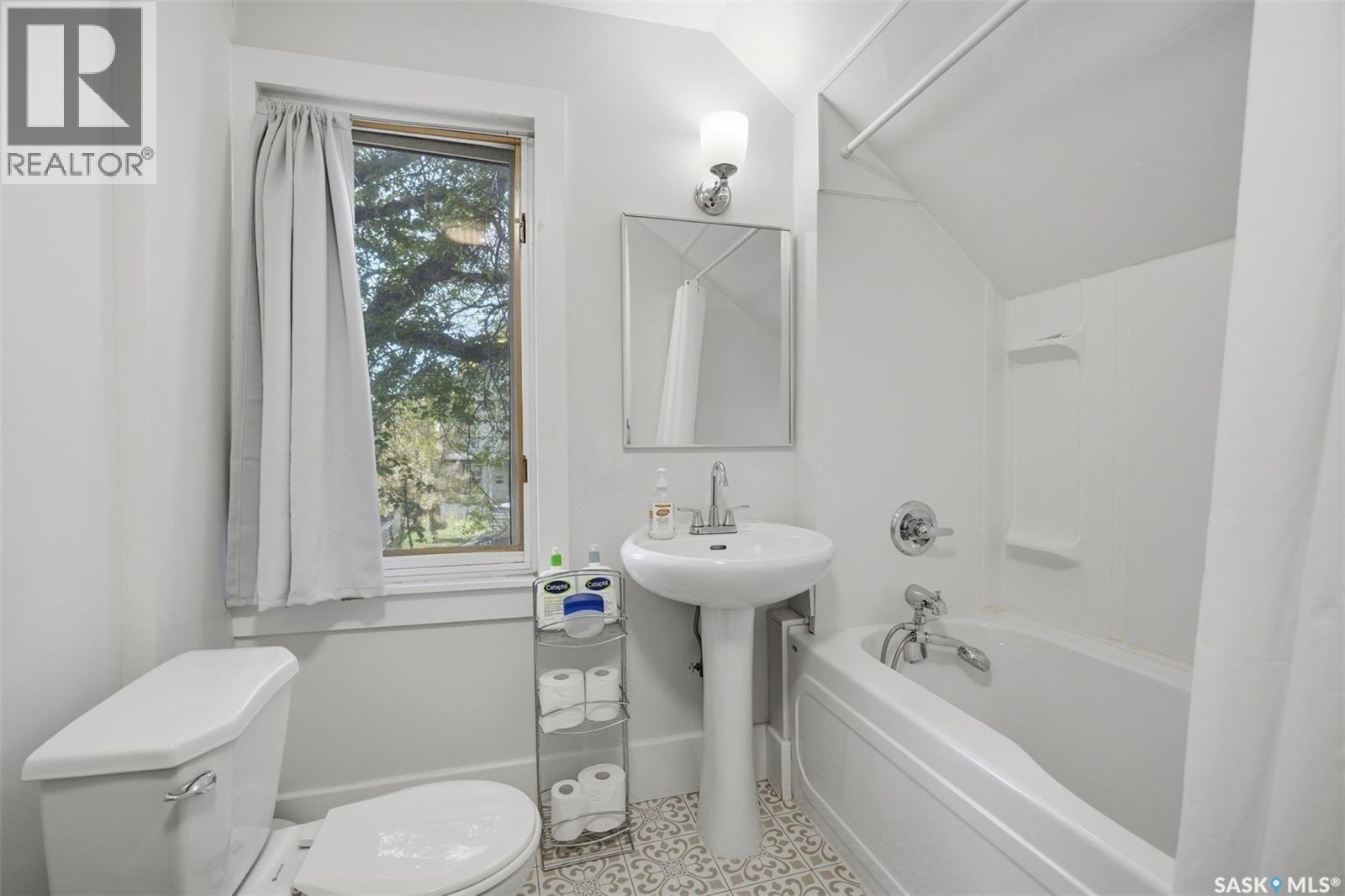 818 B AVENUE N - 15