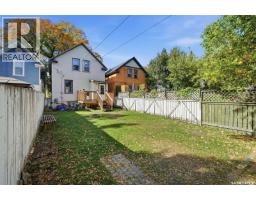 818 B Avenue N, Saskatoon, SK S7L1E7 Photo 26