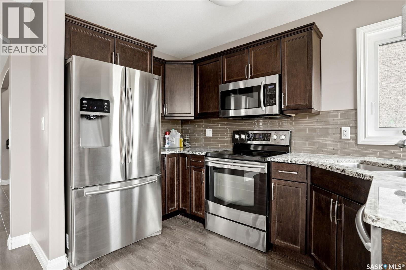 1137 Jurasin STREET N, Regina — photo 6
