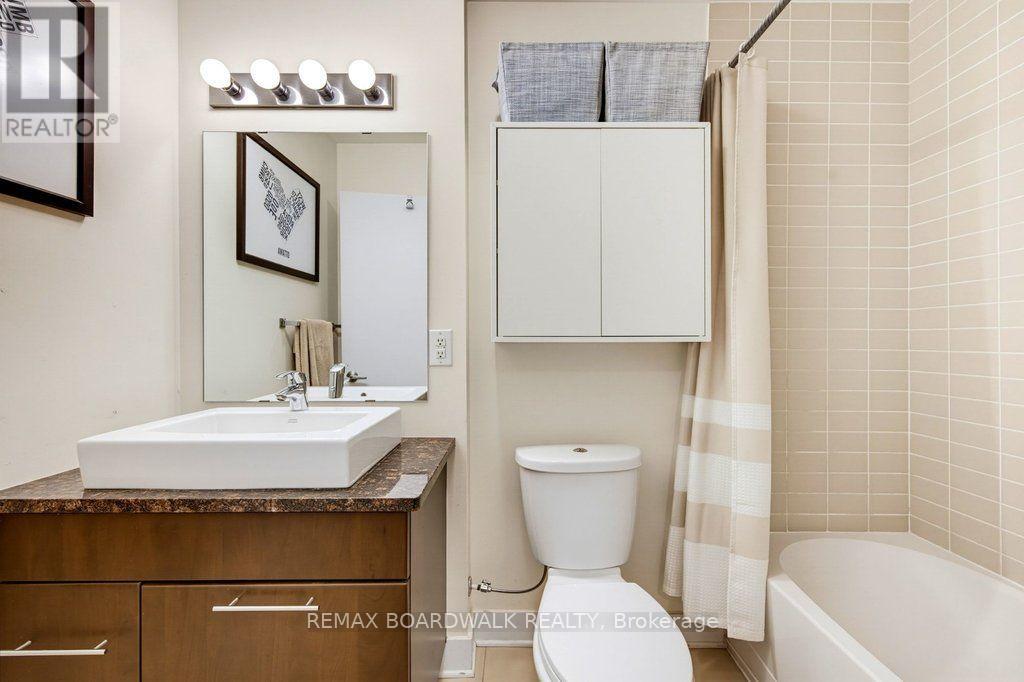 #104 360 CUMBERLAND STREET - 14