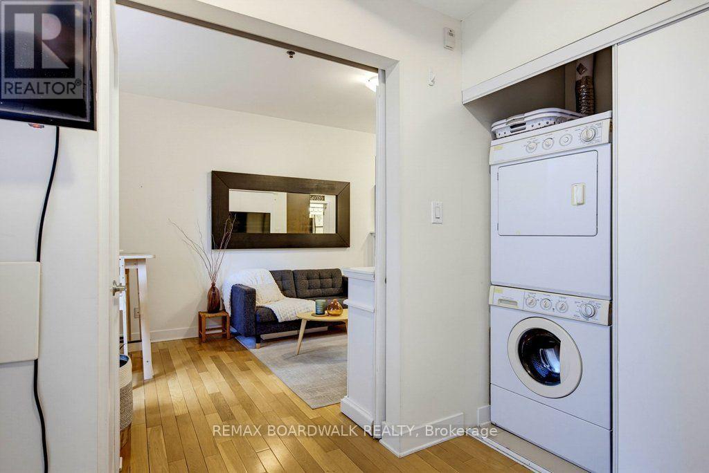 #104 360 CUMBERLAND STREET - 16