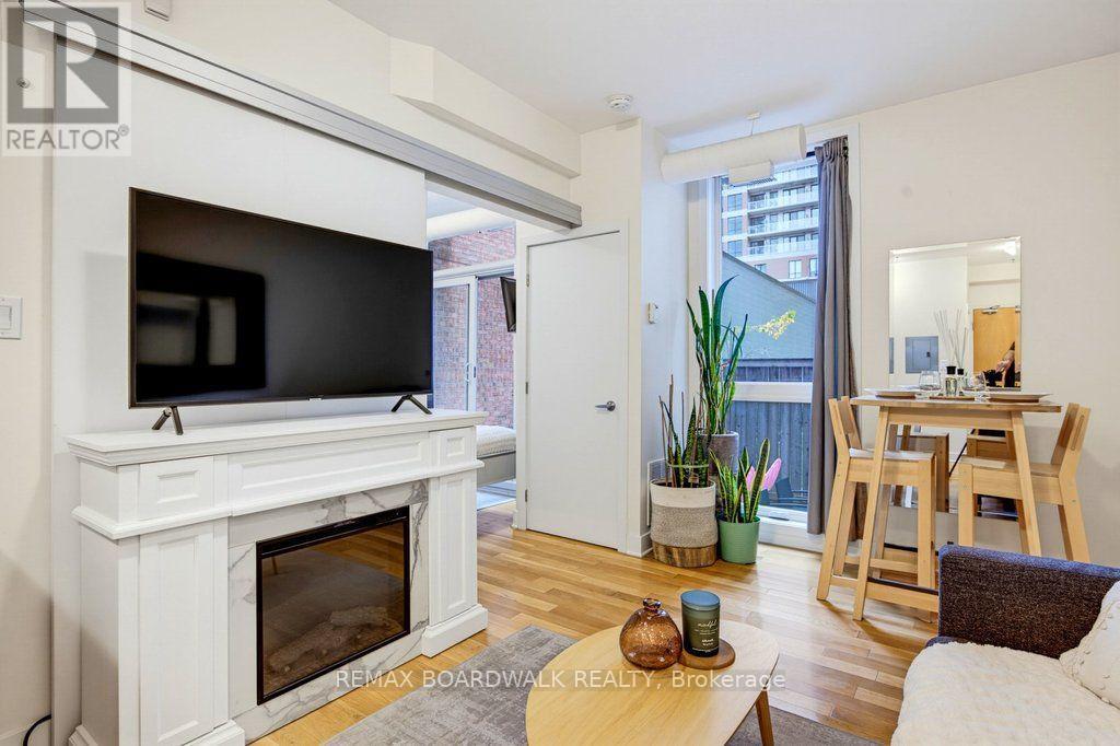 104 - 360 CUMBERLAND STREET, Ottawa — photo 7