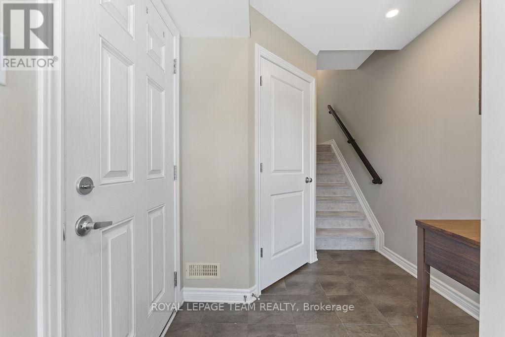534 TUNGSTEN TERRACE, Ottawa — photo 2