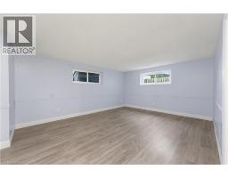 4pc Bathroom - 179 Banbury Road, Brantford, ON N3P1E6 Photo 10