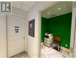 300 - 175 Willowdale Avenue, Toronto, ON M2N4Y9 Photo 7
