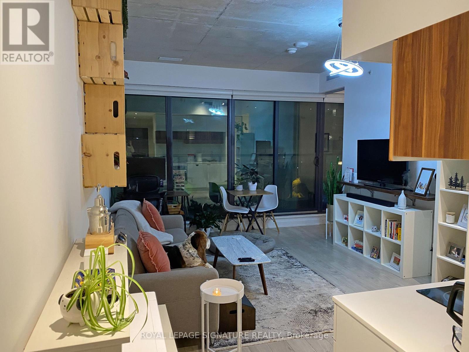 201 - 185 ROEHAMPTON AVENUE, Toronto (Mount Pleasant West) — photo 2