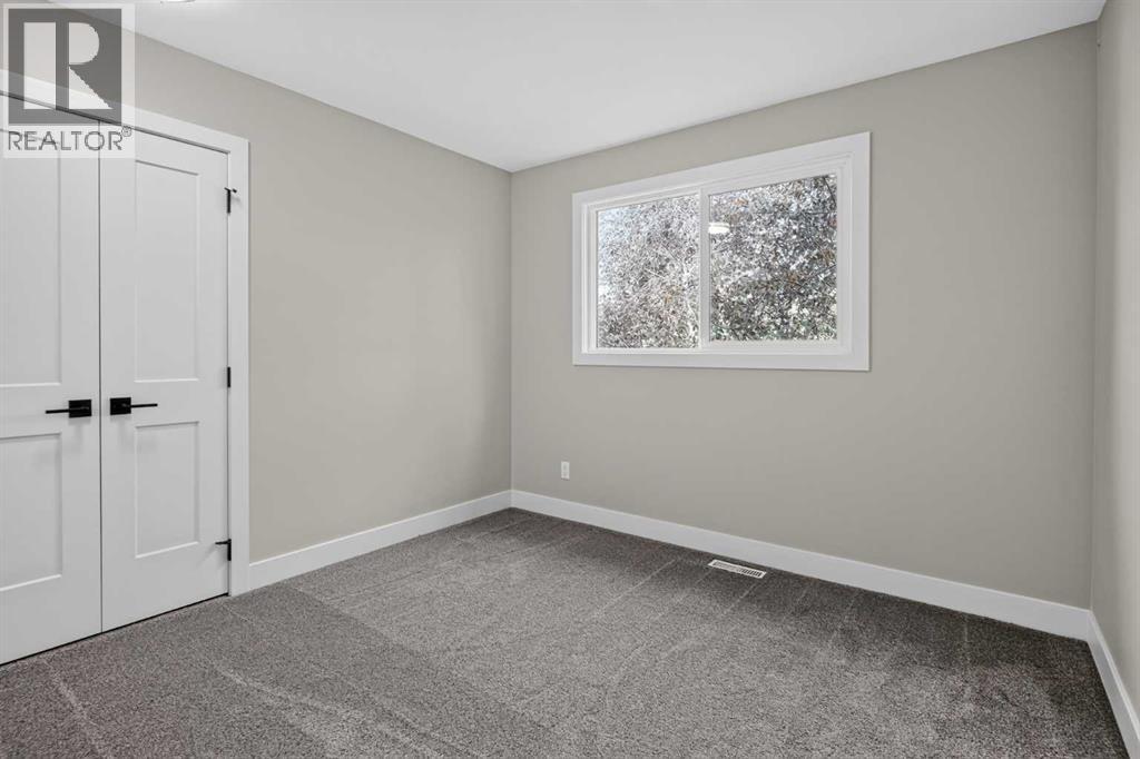 169 Silver Mead Crescent NW - 28