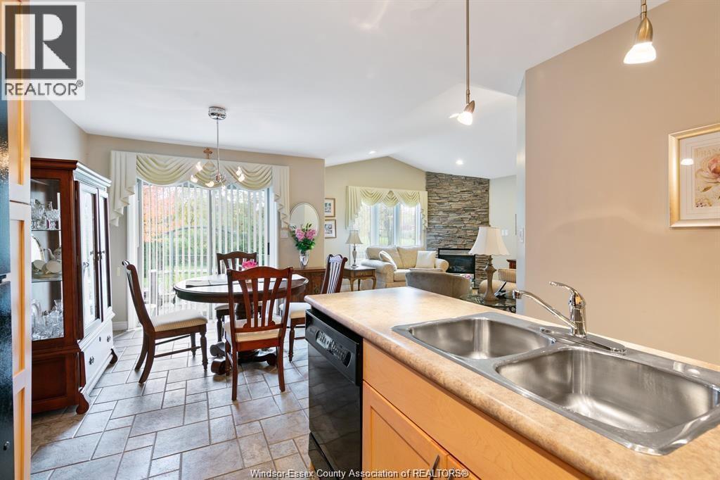 6085 Natalie COURT - 11