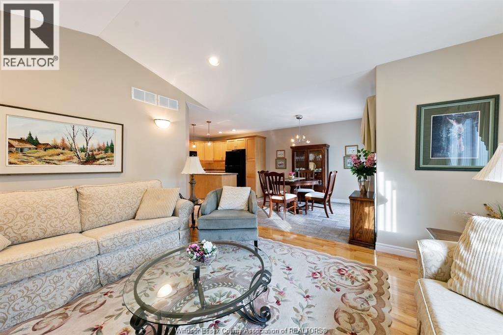6085 Natalie COURT - 16