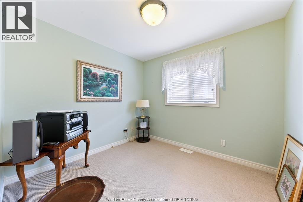 6085 Natalie COURT - 20