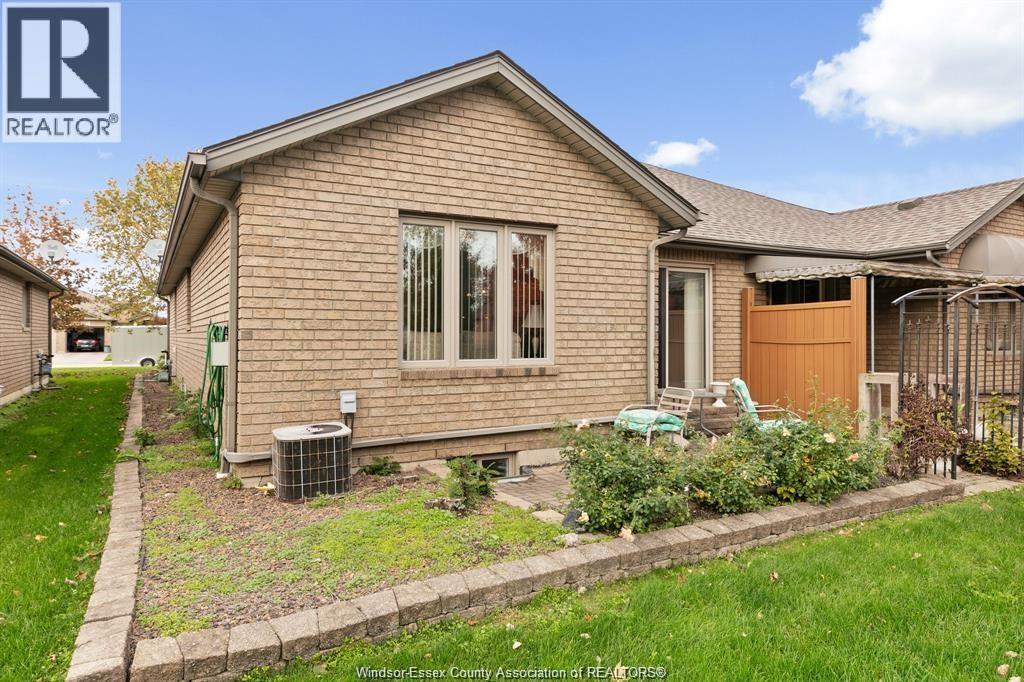 6085 Natalie COURT - 25