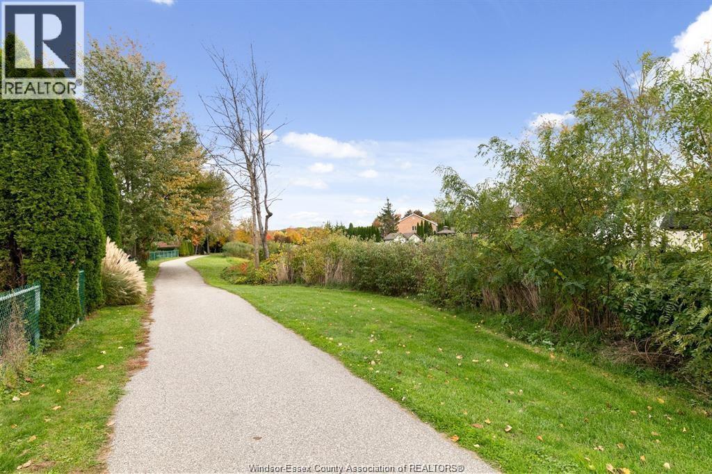 6085 Natalie COURT - 29